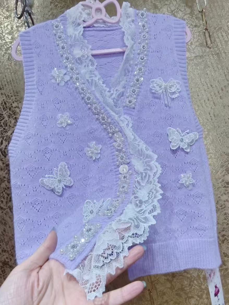 Winter Clothing Trends 2025 - Luxury Unique Design Women's Knitwear Vest