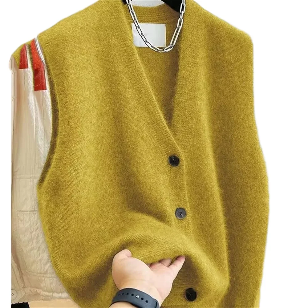 Winter Clothing Trends 2025 - 2025 NEW Women V-neck Sweater Vest